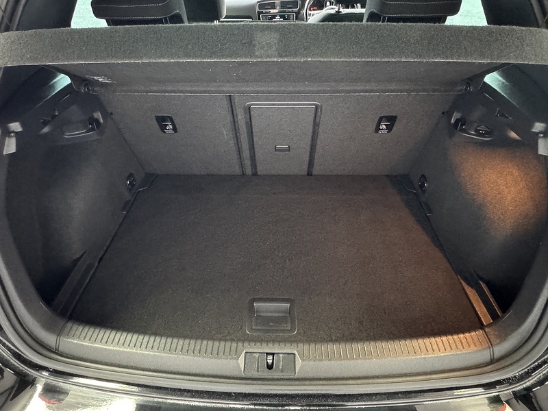 Volkswagen 2.0 TDI BlueMotion Tech GTD Hatchback 5dr Diesel Manual Euro 6 (s/s) (184 ps)