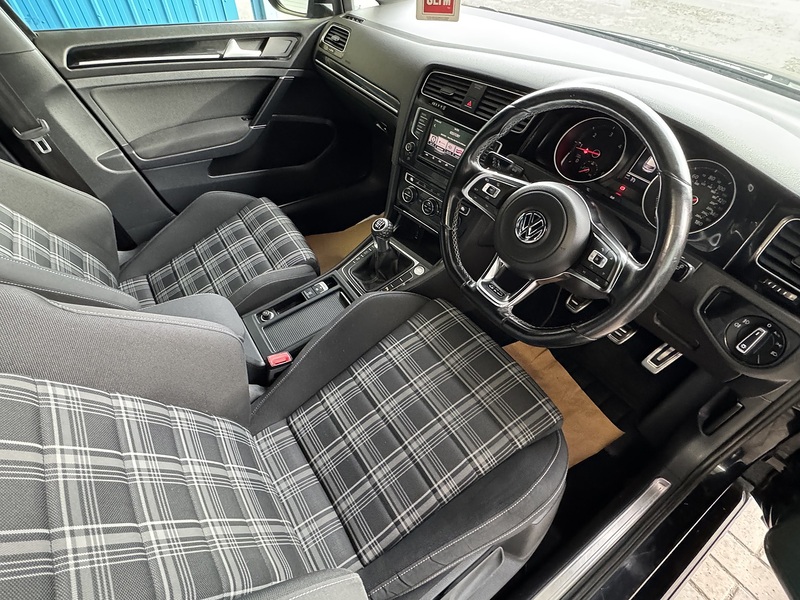 Volkswagen 2.0 TDI BlueMotion Tech GTD Hatchback 5dr Diesel Manual Euro 6 (s/s) (184 ps)