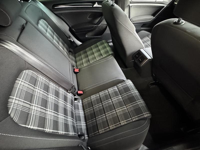 Volkswagen 2.0 TDI BlueMotion Tech GTD Hatchback 5dr Diesel Manual Euro 6 (s/s) (184 ps)