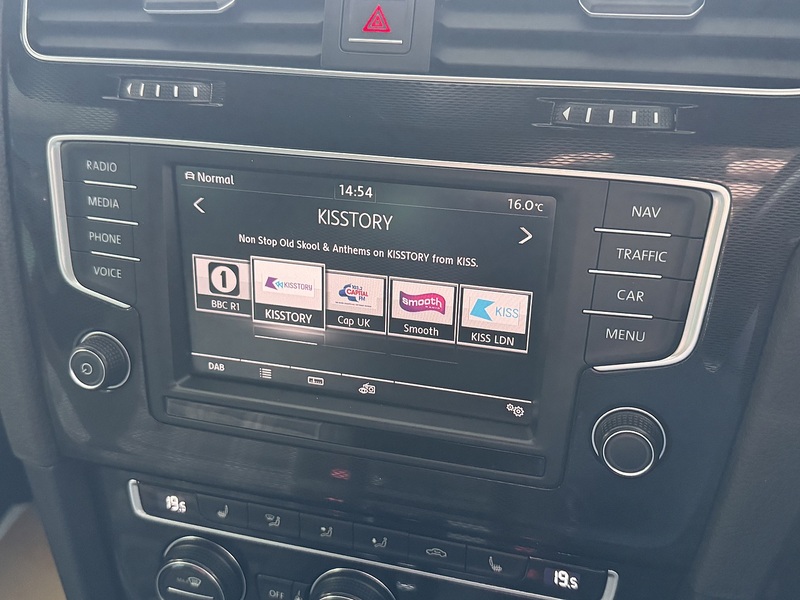 Volkswagen 2.0 TDI BlueMotion Tech GTD Hatchback 5dr Diesel Manual Euro 6 (s/s) (184 ps)