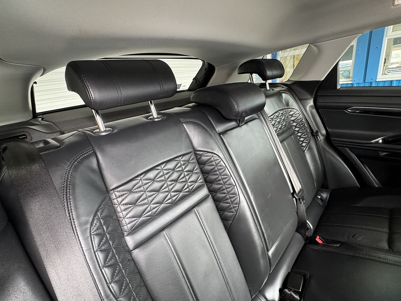 Land Rover 2.0 D180 HSE SUV 5dr Diesel Auto 4WD Euro 6 (s/s) (180 ps)