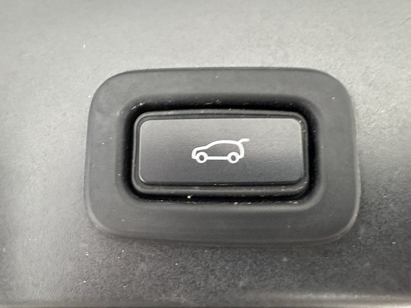 Land Rover 2.0 D180 HSE SUV 5dr Diesel Auto 4WD Euro 6 (s/s) (180 ps)