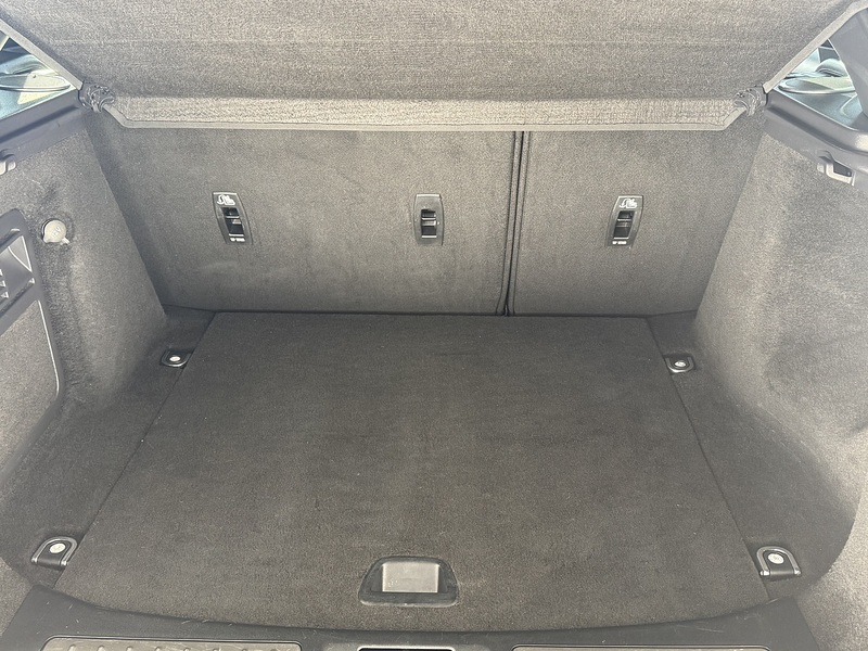 Land Rover 2.0 SD4 Autobiography SUV 5dr Diesel Auto 4WD Euro 6 (s/s) (240 ps)