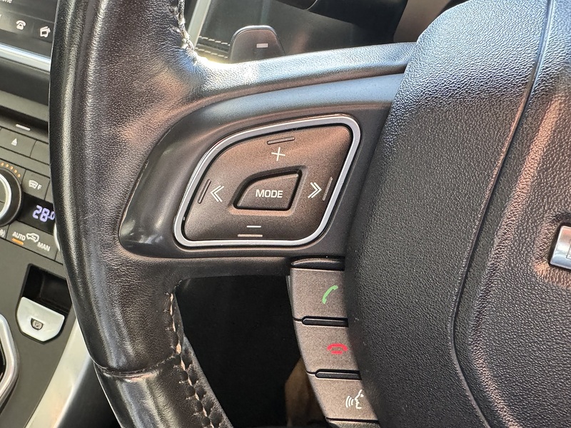 Land Rover 2.0 SD4 Autobiography SUV 5dr Diesel Auto 4WD Euro 6 (s/s) (240 ps)