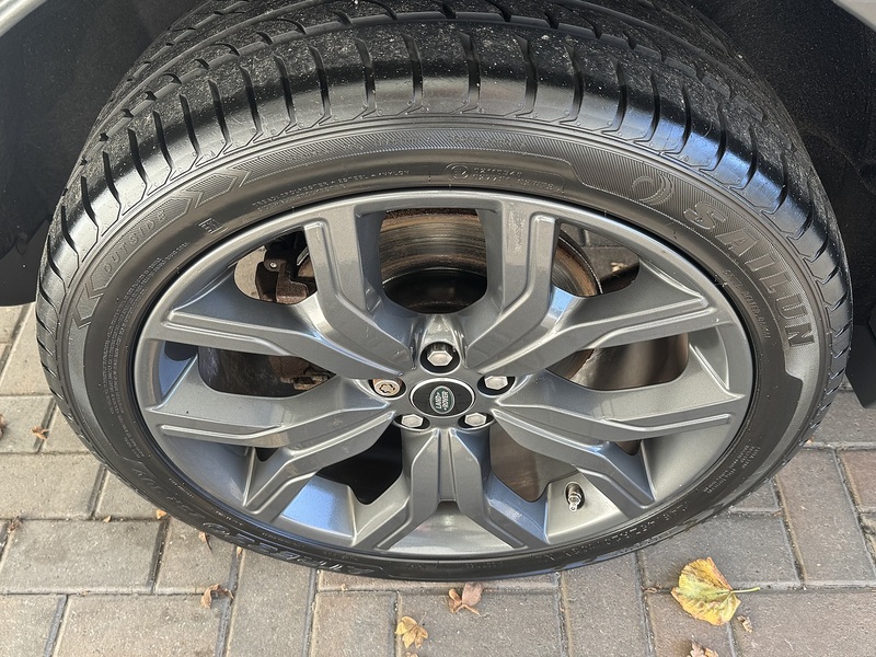 Land Rover 2.0 SD4 Autobiography SUV 5dr Diesel Auto 4WD Euro 6 (s/s) (240 ps)