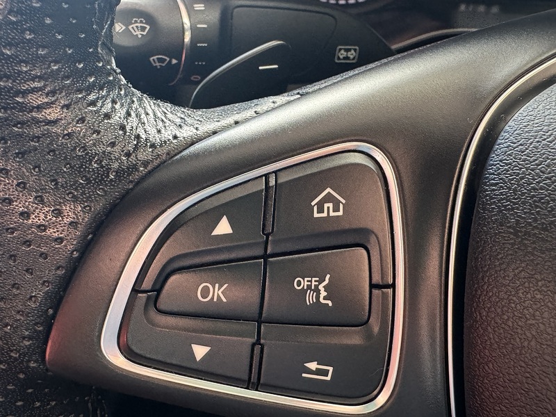 Mercedes-Benz 2.1 C220d Sport (Premium Plus) Cabriolet 2dr Diesel G-Tronic+ Euro 6 (s/s) (170 ps)