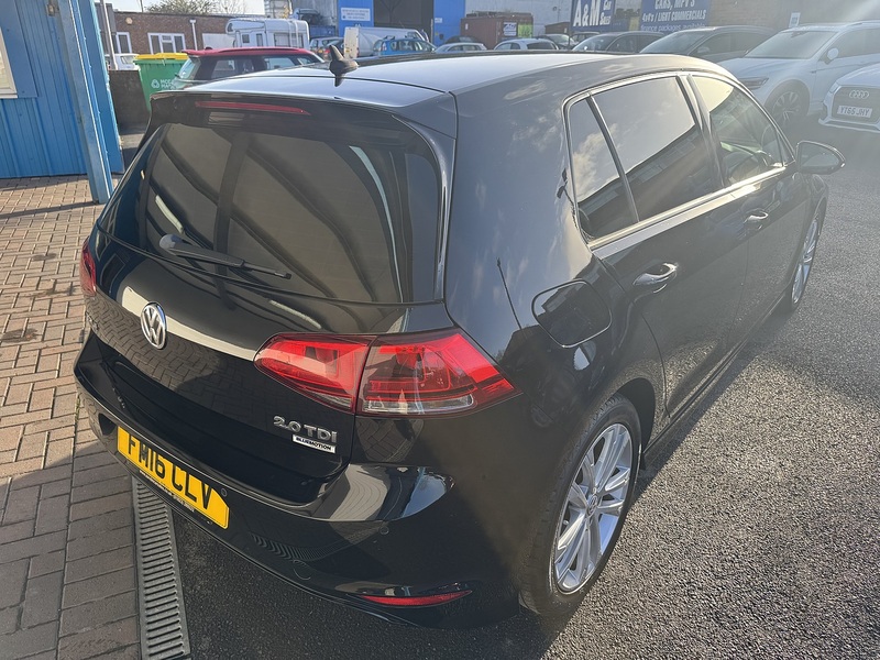 Volkswagen 2.0 TDI BlueMotion Tech R-Line Hatchback 5dr Diesel DSG Euro 6 (s/s) (150 ps)