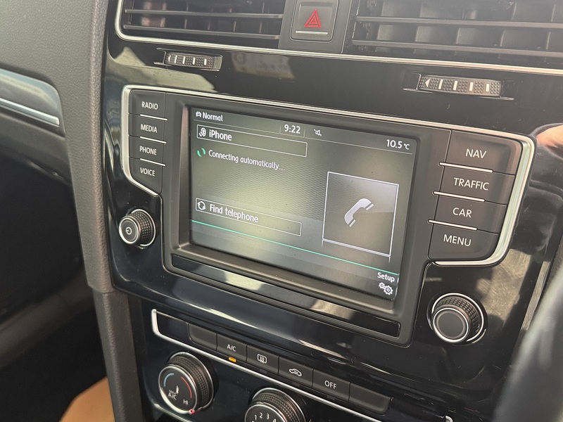 Volkswagen 2.0 TDI BlueMotion Tech R-Line Hatchback 5dr Diesel DSG Euro 6 (s/s) (150 ps)