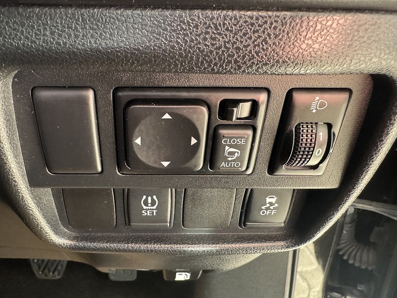 Nissan 1.6 Bose Personal Edition SUV 5dr Petrol Manual Euro 6 (112 ps)