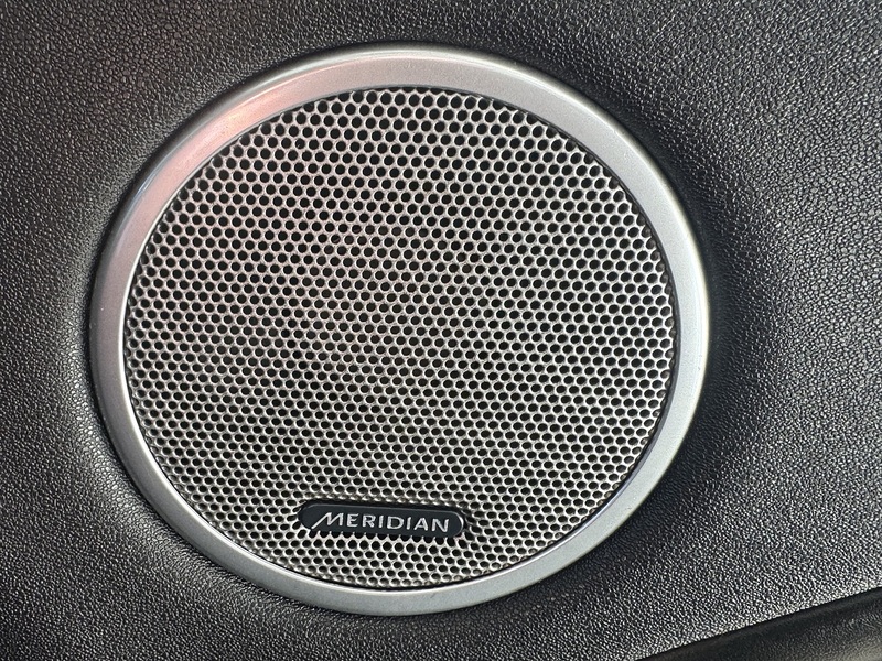 Land Rover 2.0 TD4 HSE Dynamic Lux SUV 5dr Diesel Auto 4WD Euro 6 (s/s) (180 ps)