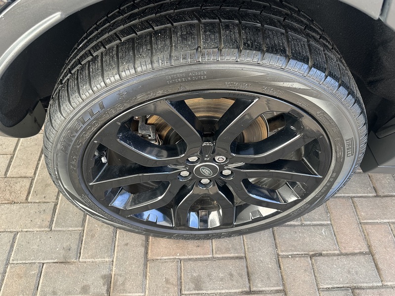 Land Rover 2.0 TD4 HSE Dynamic Lux SUV 5dr Diesel Auto 4WD Euro 6 (s/s) (180 ps)