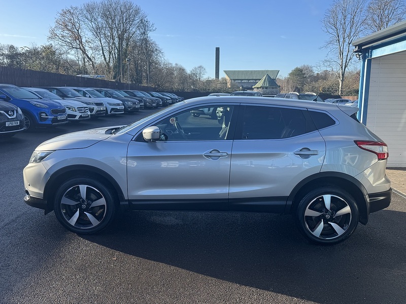 Nissan 1.5 dCi N-Connecta SUV 5dr Diesel Manual 2WD Euro 6 (s/s) (110 ps)