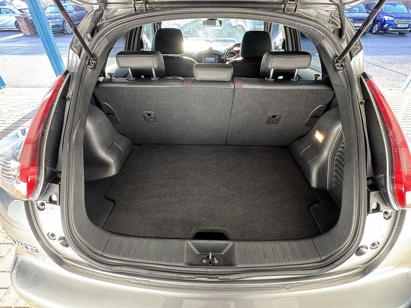 Nissan 1.5 dCi N-Connecta SUV 5dr Diesel Manual Euro 6 (s/s) (110 ps)