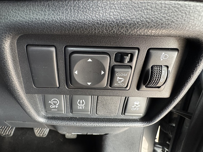 Nissan 1.5 dCi N-Connecta SUV 5dr Diesel Manual Euro 6 (s/s) (110 ps)