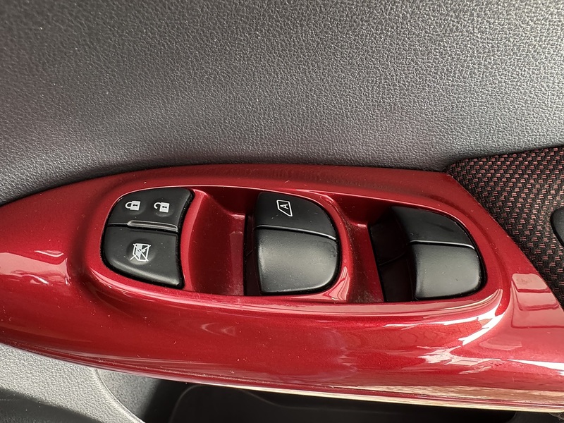 Nissan 1.5 dCi N-Connecta SUV 5dr Diesel Manual Euro 6 (s/s) (110 ps)