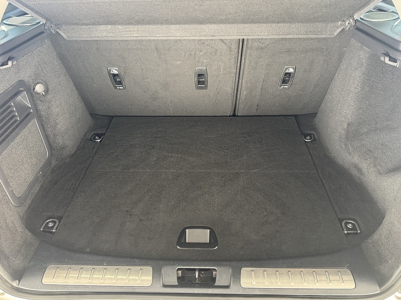 Land Rover Td4 Hse Dynamic Lux Estate 2.0 Automatic Diesel