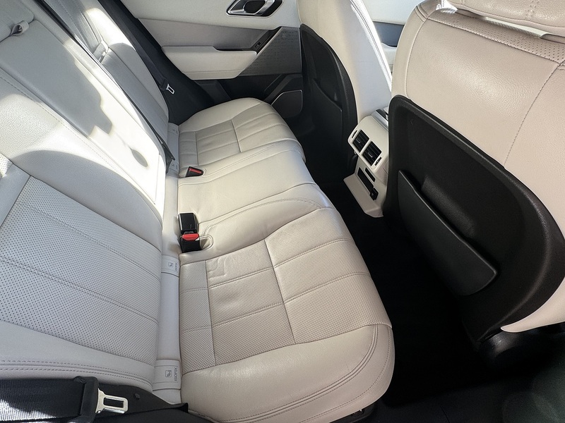 Land Rover 2.0 D180 R-Dynamic SE SUV 5dr Diesel Auto 4WD Euro 6 (s/s) (180 ps)