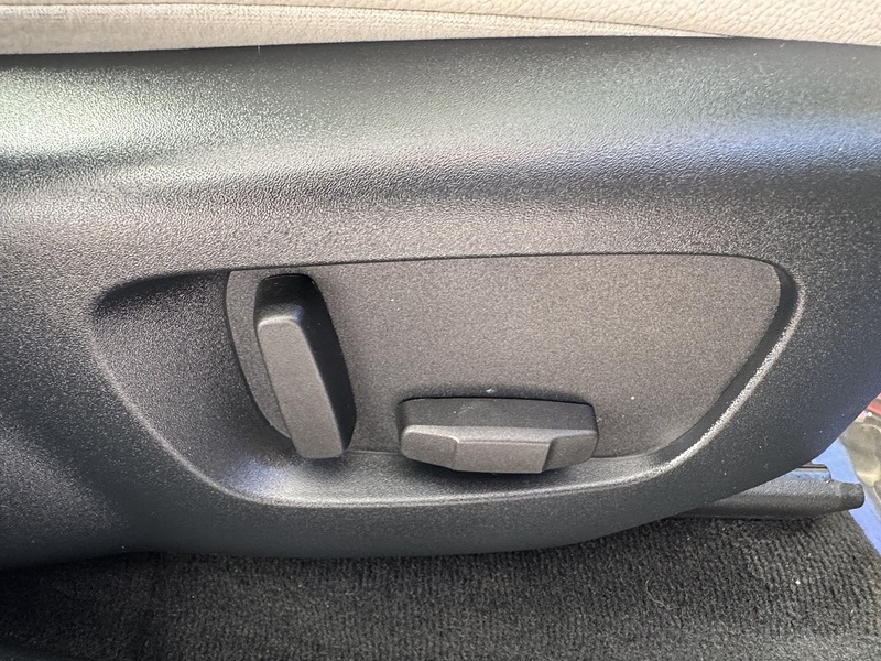 Land Rover 2.0 D180 R-Dynamic SE SUV 5dr Diesel Auto 4WD Euro 6 (s/s) (180 ps)