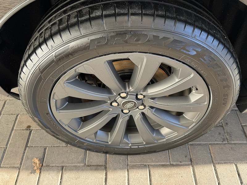 Land Rover 2.0 D180 R-Dynamic SE SUV 5dr Diesel Auto 4WD Euro 6 (s/s) (180 ps)