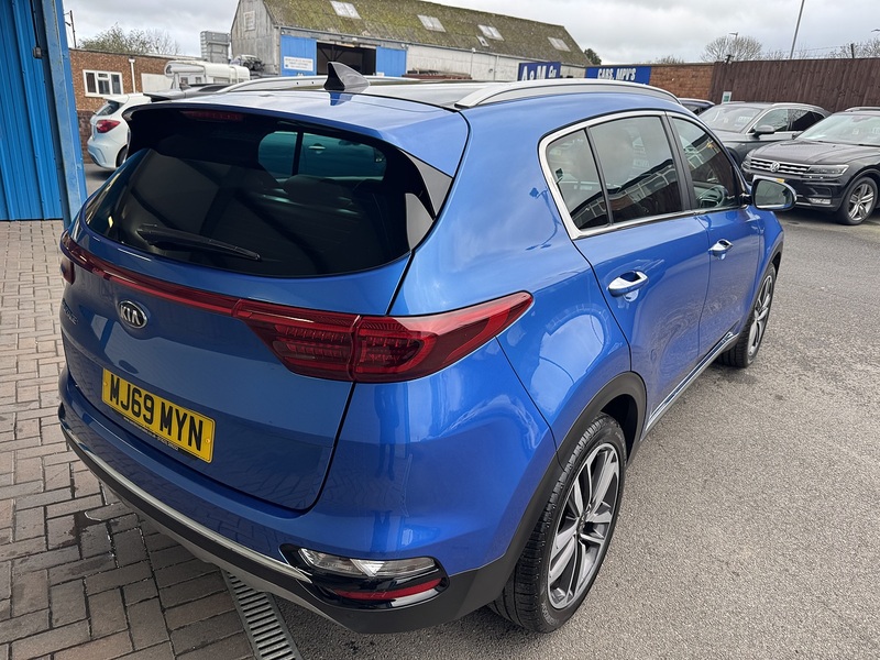 Kia 1.6 CRDi EcoDynamics+ 4 SUV 5dr Diesel Hybrid Manual Euro 6 (s/s) (134 bhp)