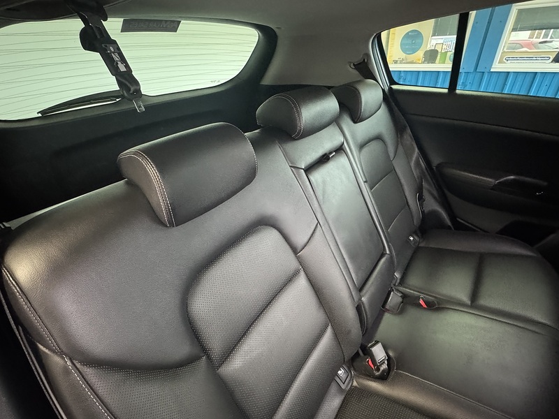 Kia 1.6 CRDi EcoDynamics+ 4 SUV 5dr Diesel Hybrid Manual Euro 6 (s/s) (134 bhp)