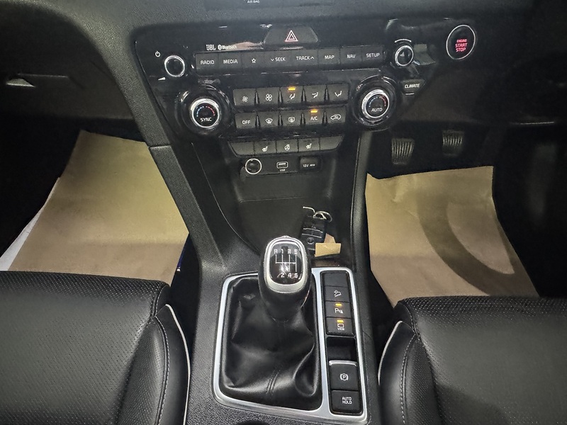 Kia 1.6 CRDi EcoDynamics+ 4 SUV 5dr Diesel Hybrid Manual Euro 6 (s/s) (134 bhp)