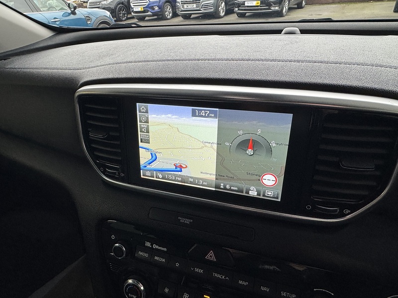 Kia 1.6 CRDi EcoDynamics+ 4 SUV 5dr Diesel Hybrid Manual Euro 6 (s/s) (134 bhp)