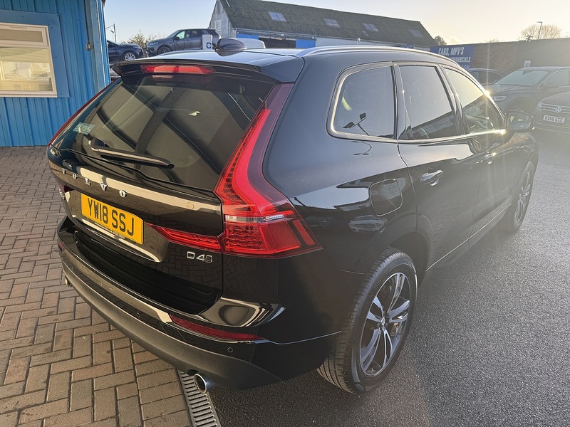 Volvo 2.0 D4 Momentum SUV 5dr Diesel Auto AWD Euro 6 (s/s) (190 ps)