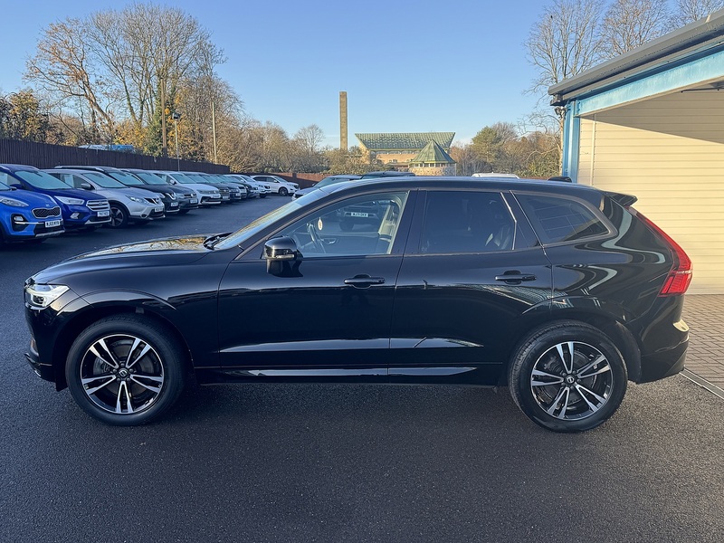 Volvo 2.0 D4 Momentum SUV 5dr Diesel Auto AWD Euro 6 (s/s) (190 ps)