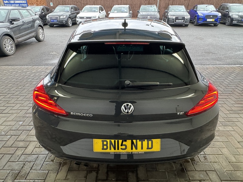 Volkswagen 1.4 TSI BlueMotion Tech GT Hatchback 3dr Petrol Manual Euro 6 (s/s) (125 ps)