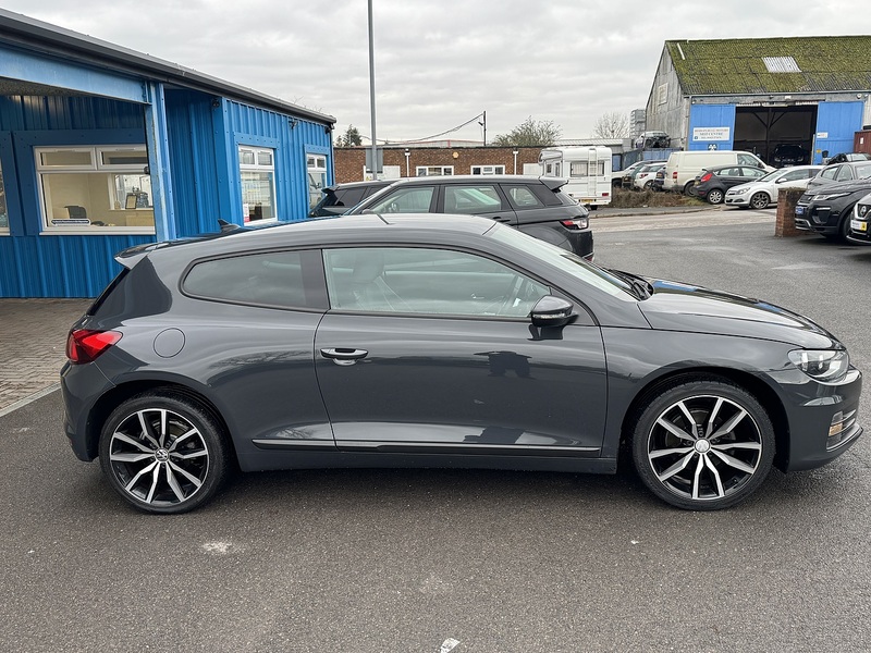 Volkswagen 1.4 TSI BlueMotion Tech GT Hatchback 3dr Petrol Manual Euro 6 (s/s) (125 ps)