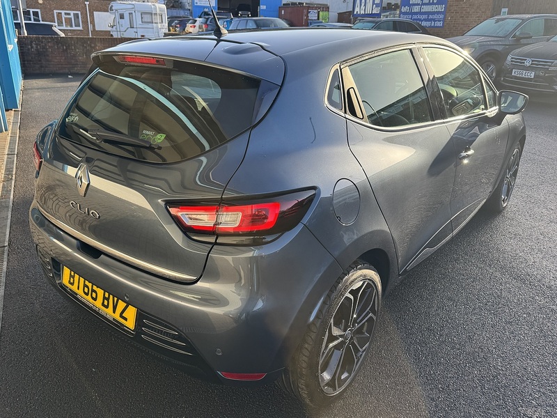 Renault 1.5 dCi Dynamique S Nav Hatchback 5dr Diesel Manual Euro 6 (s/s) (110 ps)