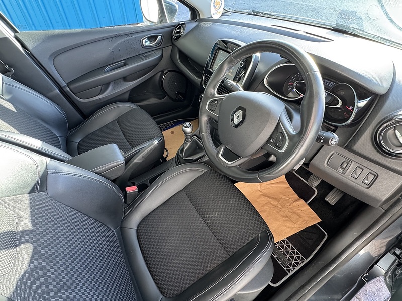 Renault 1.5 dCi Dynamique S Nav Hatchback 5dr Diesel Manual Euro 6 (s/s) (110 ps)