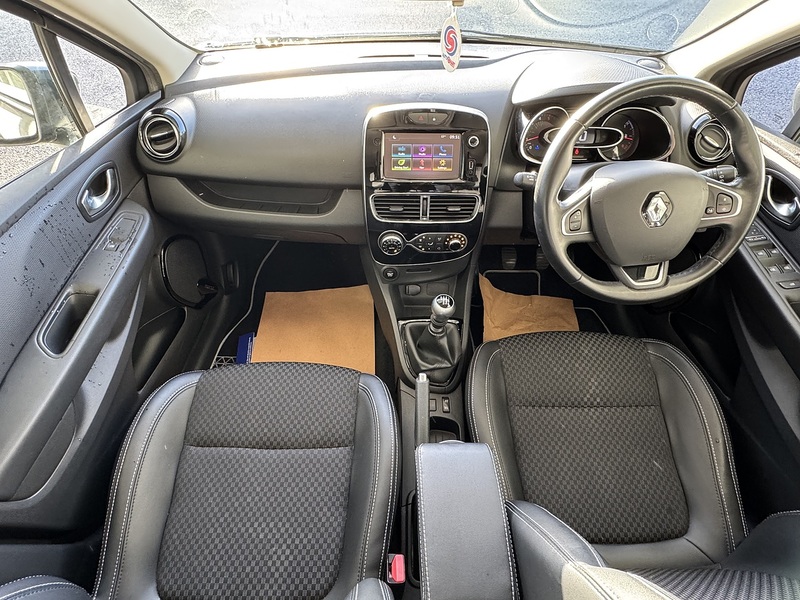 Renault 1.5 dCi Dynamique S Nav Hatchback 5dr Diesel Manual Euro 6 (s/s) (110 ps)