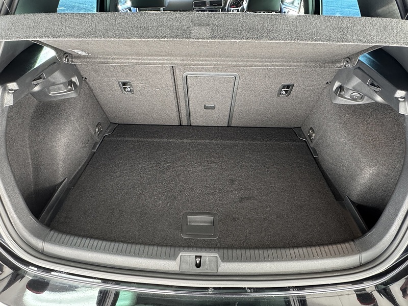 Volkswagen 2.0 TSI BlueMotion Tech GTI Hatchback 5dr Petrol DSG Euro 6 (s/s) (220 ps)