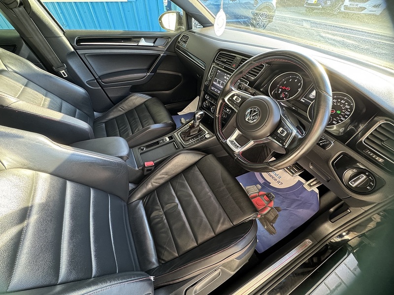 Volkswagen 2.0 TSI BlueMotion Tech GTI Hatchback 5dr Petrol DSG Euro 6 (s/s) (220 ps)