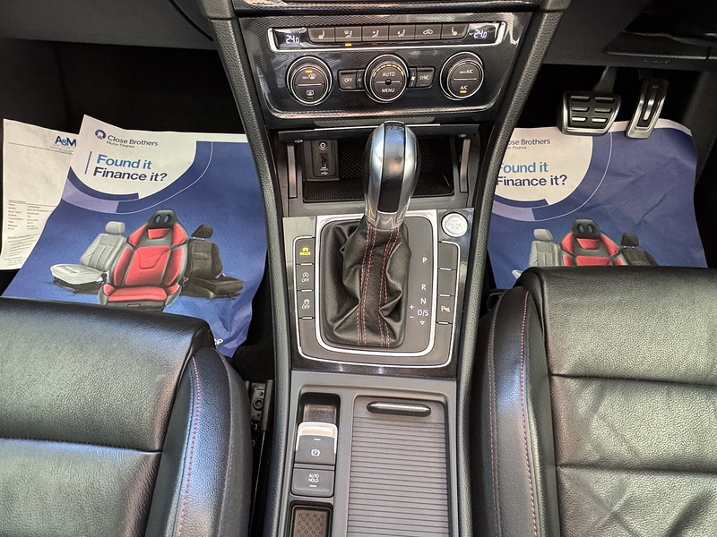 Volkswagen 2.0 TSI BlueMotion Tech GTI Hatchback 5dr Petrol DSG Euro 6 (s/s) (220 ps)