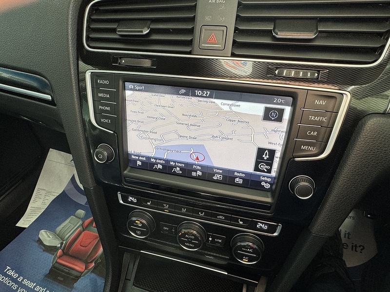 Volkswagen 2.0 TSI BlueMotion Tech GTI Hatchback 5dr Petrol DSG Euro 6 (s/s) (220 ps)