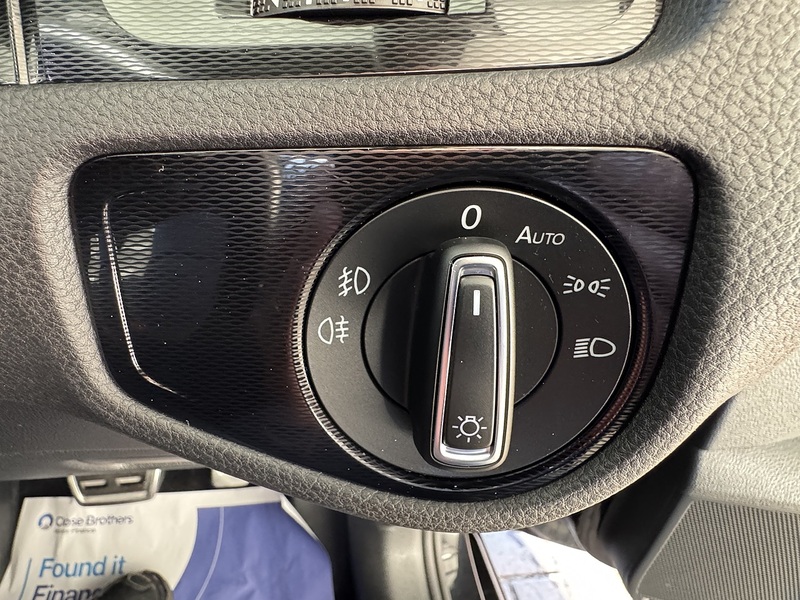 Volkswagen 2.0 TSI BlueMotion Tech GTI Hatchback 5dr Petrol DSG Euro 6 (s/s) (220 ps)