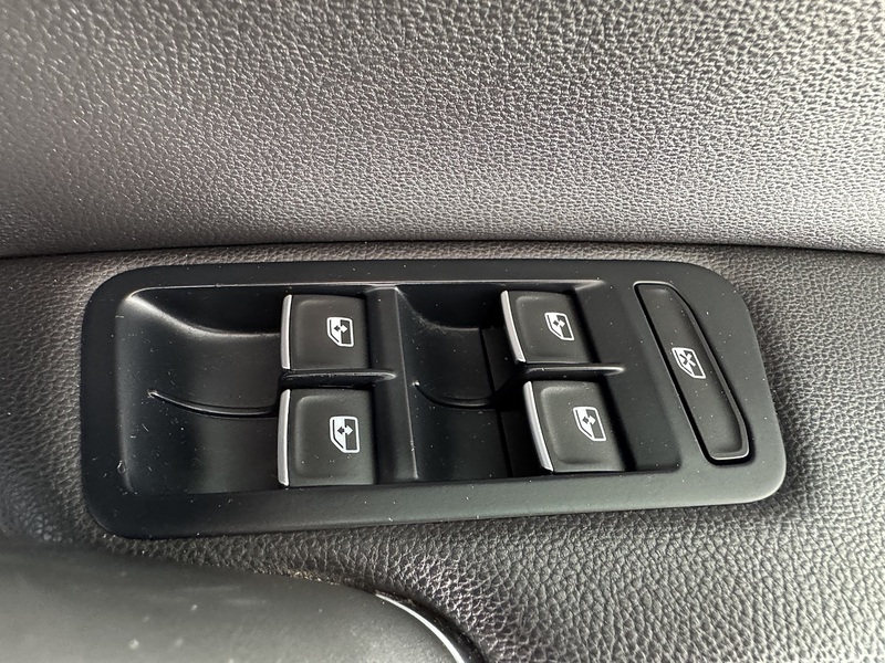 Volkswagen 2.0 TSI BlueMotion Tech GTI Hatchback 5dr Petrol DSG Euro 6 (s/s) (220 ps)