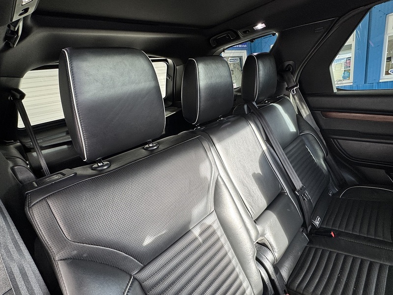 Land Rover TD V6 HSE Luxury SUV 3.0 Automatic Diesel