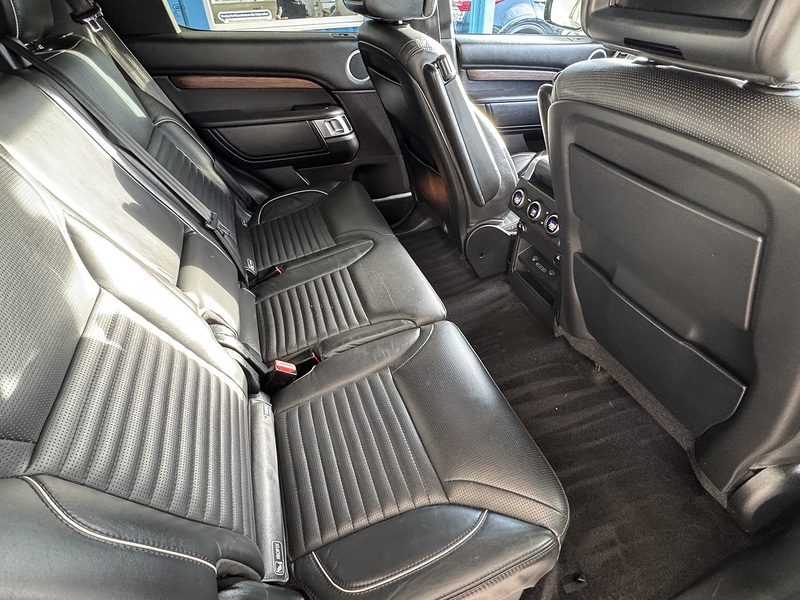 Land Rover TD V6 HSE Luxury SUV 3.0 Automatic Diesel