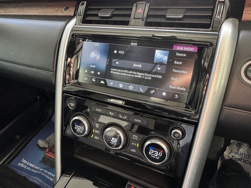 Land Rover TD V6 HSE Luxury SUV 3.0 Automatic Diesel