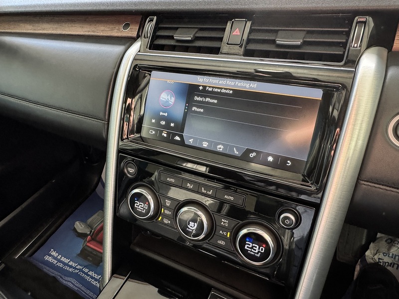 Land Rover TD V6 HSE Luxury SUV 3.0 Automatic Diesel