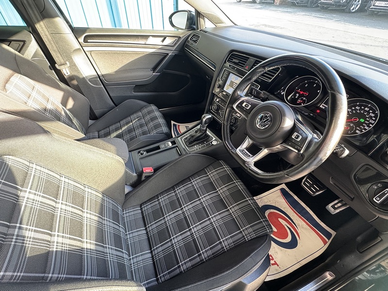 Volkswagen 2.0 TDI BlueMotion Tech GTD Hatchback 5dr Diesel DSG Euro 6 (s/s) (184 ps)