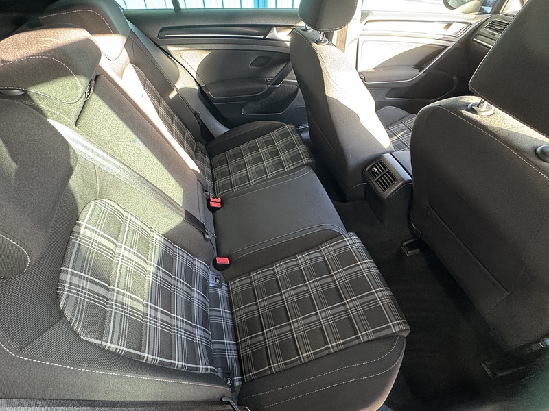 Volkswagen 2.0 TDI BlueMotion Tech GTD Hatchback 5dr Diesel DSG Euro 6 (s/s) (184 ps)