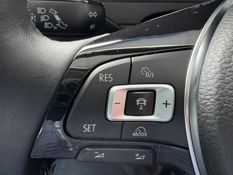 Volkswagen 1.6 TDI BlueMotion Tech SE Hatchback 5dr Diesel Manual Euro 5 (s/s) (105 ps)