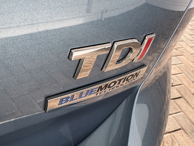Volkswagen 1.6 TDI BlueMotion Tech SE Hatchback 5dr Diesel Manual Euro 5 (s/s) (105 ps)