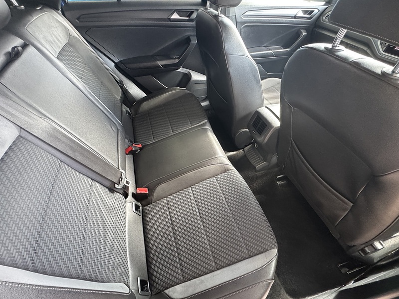 Volkswagen 2.0 TDI R-Line SUV 5dr Diesel Manual Euro 6 (s/s) (150 ps)