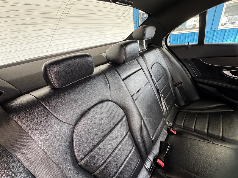 Mercedes-Benz 2.1 C250d AMG Line Saloon 4dr Diesel G-Tronic+ Euro 6 (s/s) (204 ps)